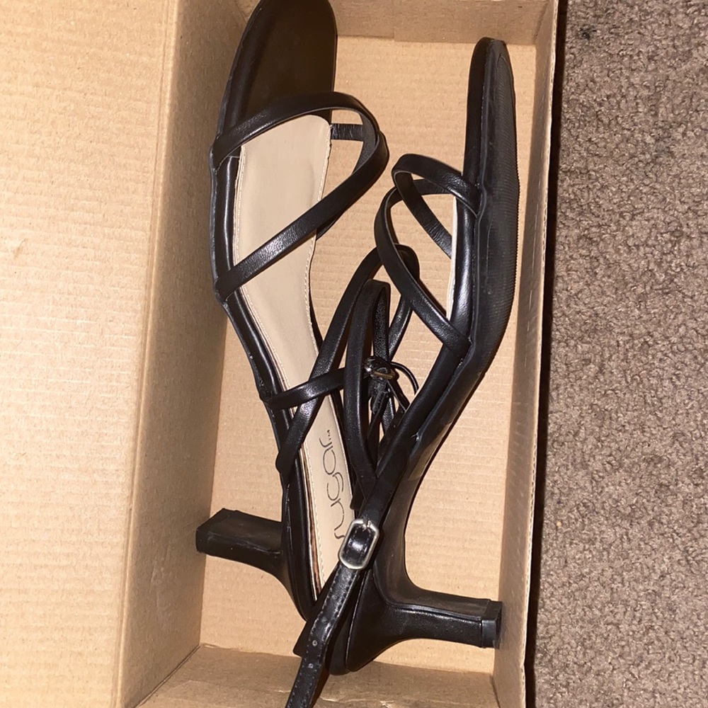 Black mini heel